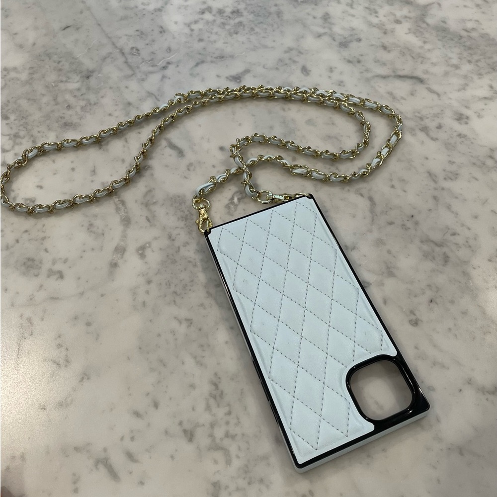 Phone case with chain for iPhone 14 Plus
